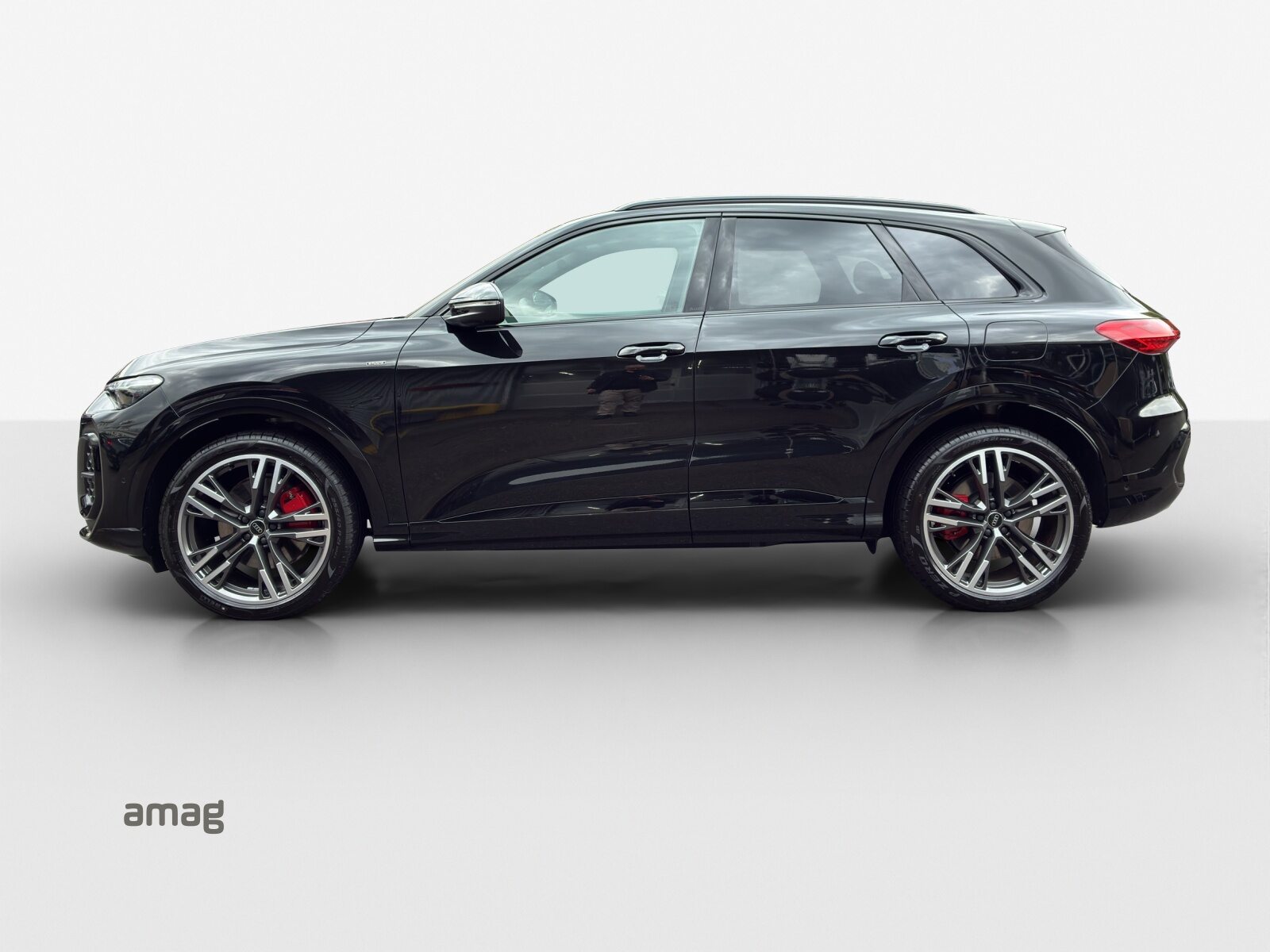 AUDI Q5 SUV e-hybrid 270 kW, Hybride Intégral Essence/Électricité, Véhicule neuf pré-immatriculé, Automatique - 2