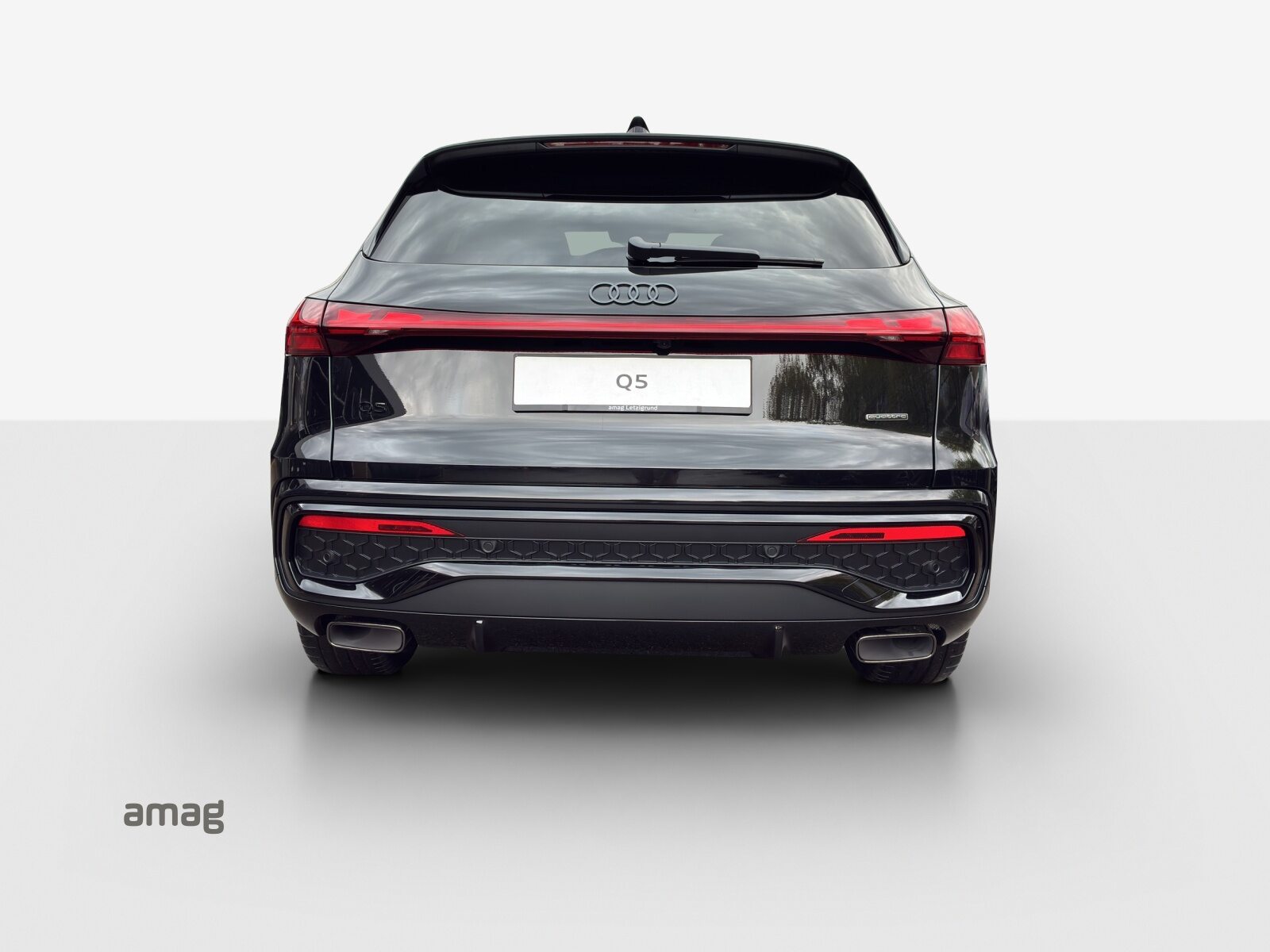 AUDI Q5 SUV e-hybrid 270 kW, Hybride Intégral Essence/Électricité, Véhicule neuf pré-immatriculé, Automatique - 4