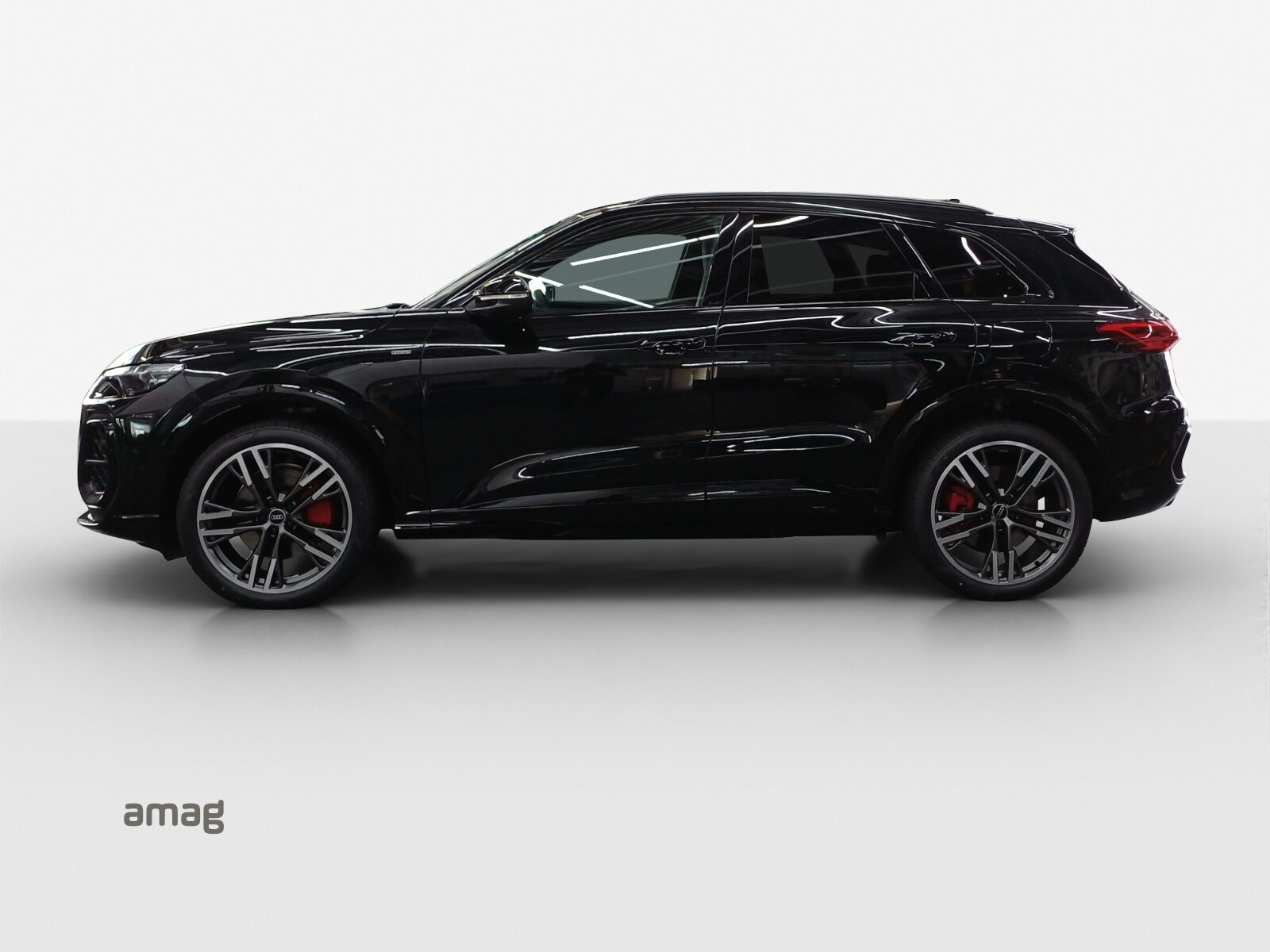 AUDI Q5 SUV e-hybrid 270 kW, Full-Hybrid Petrol/Electric, Pre-registered new car, Automatic - 2