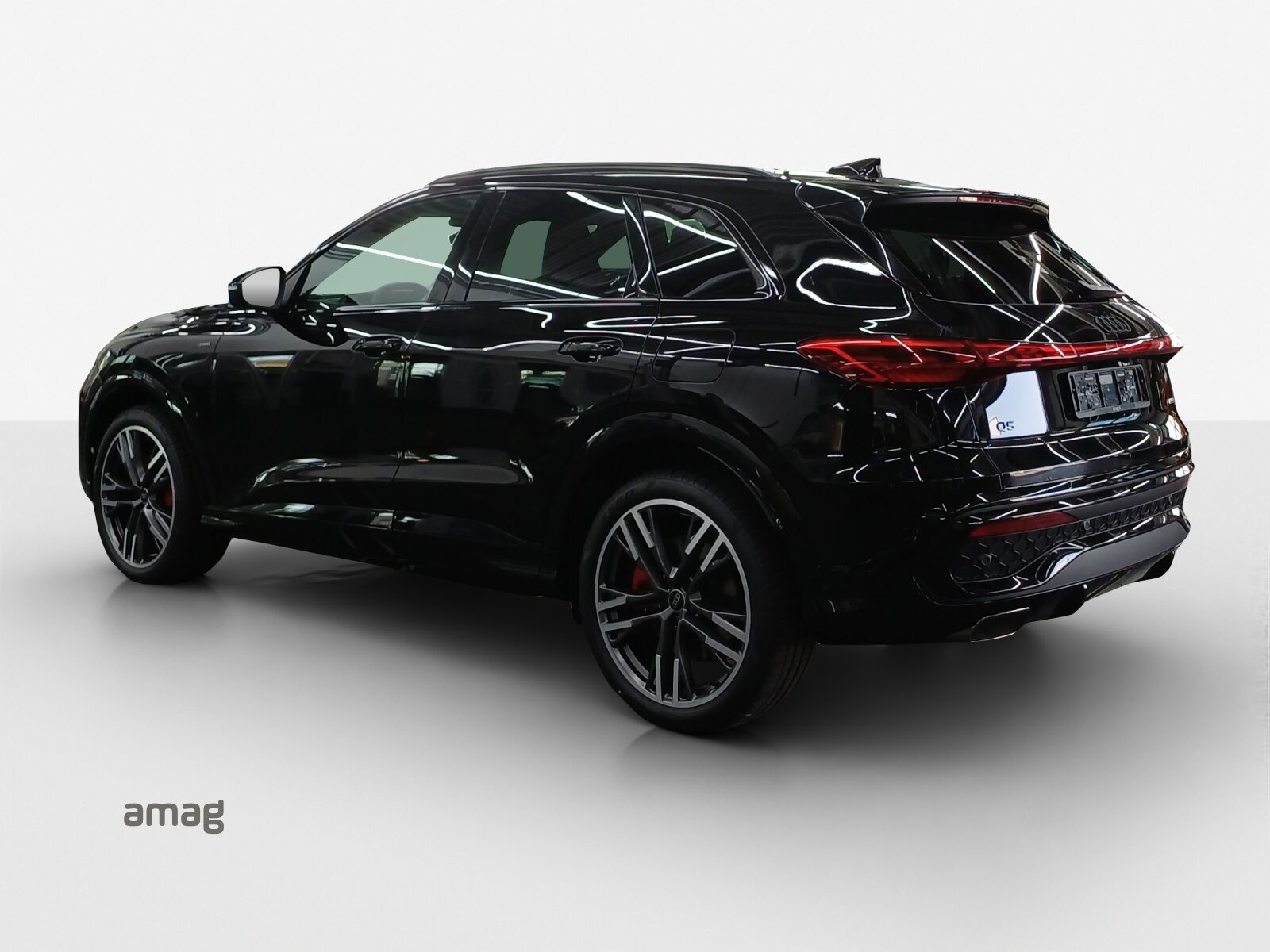 AUDI Q5 SUV e-hybrid 270 kW, Full-Hybrid Petrol/Electric, Pre-registered new car, Automatic - 3