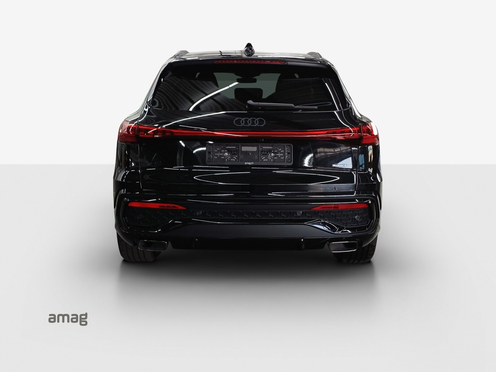 AUDI Q5 SUV e-hybrid 270 kW, Full-Hybrid Petrol/Electric, Pre-registered new car, Automatic - 4