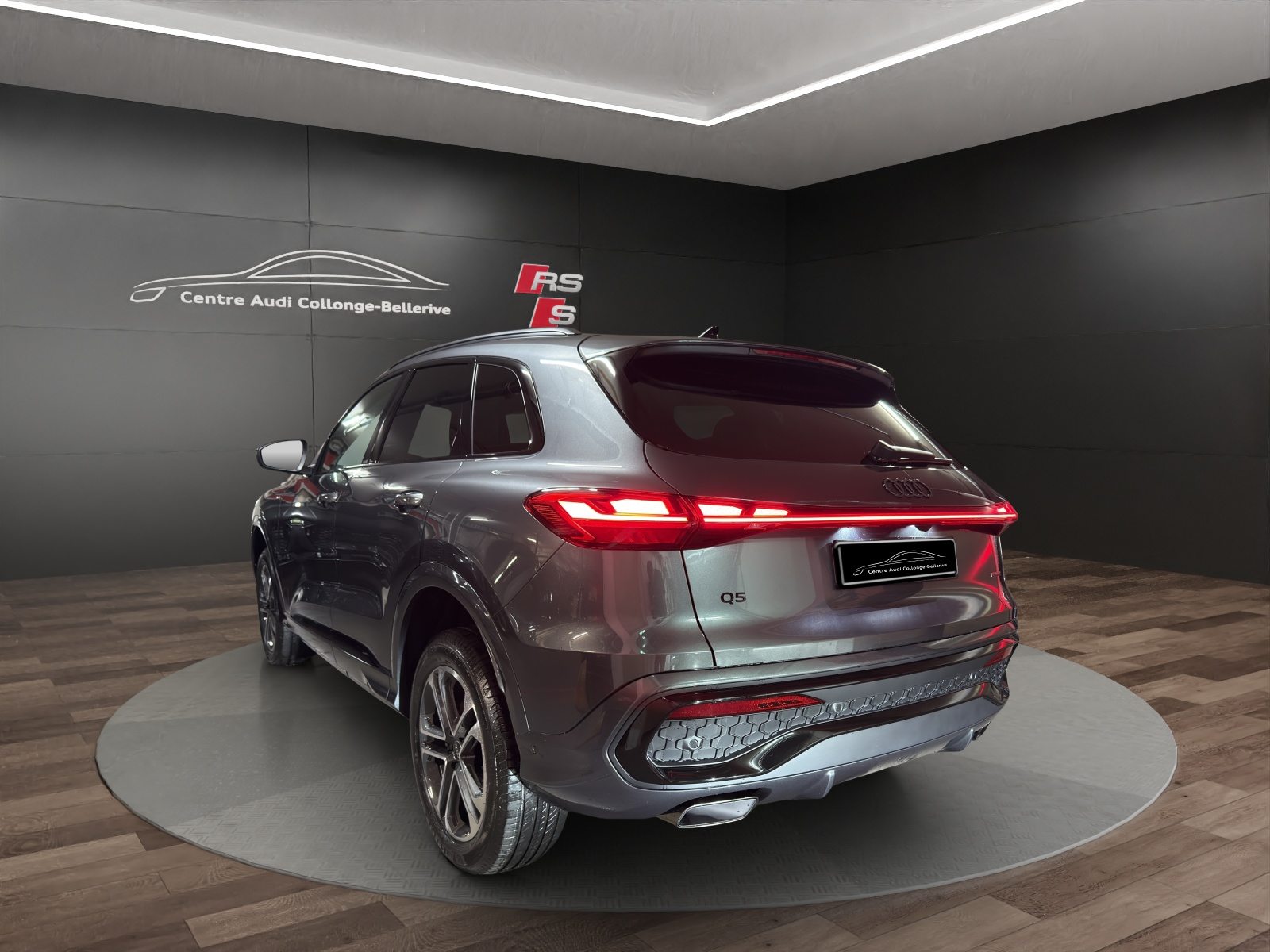 AUDI Q5 SUV TFSI 150 kW, Benzina, Auto nuove, Automatico - 4