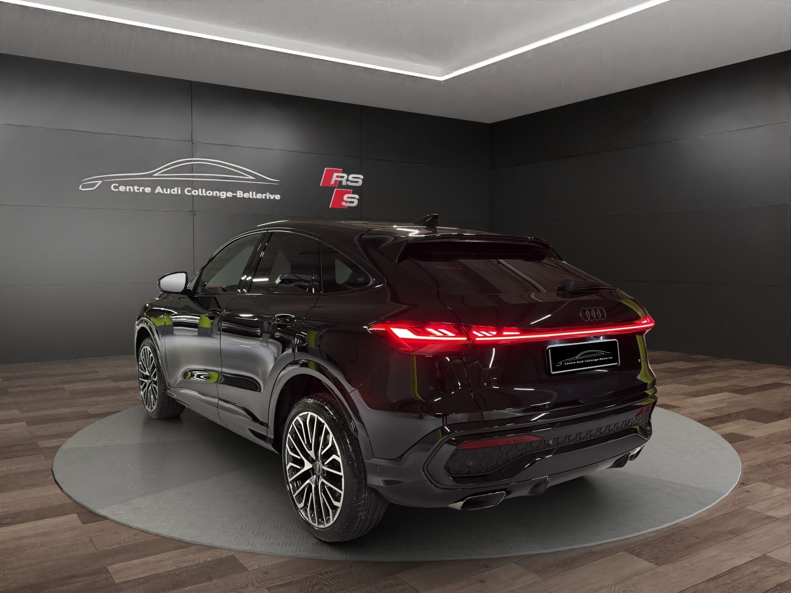 AUDI Q5 Sportback TFSI 150 kW, Benzina, Auto nuove, Automatico - 4