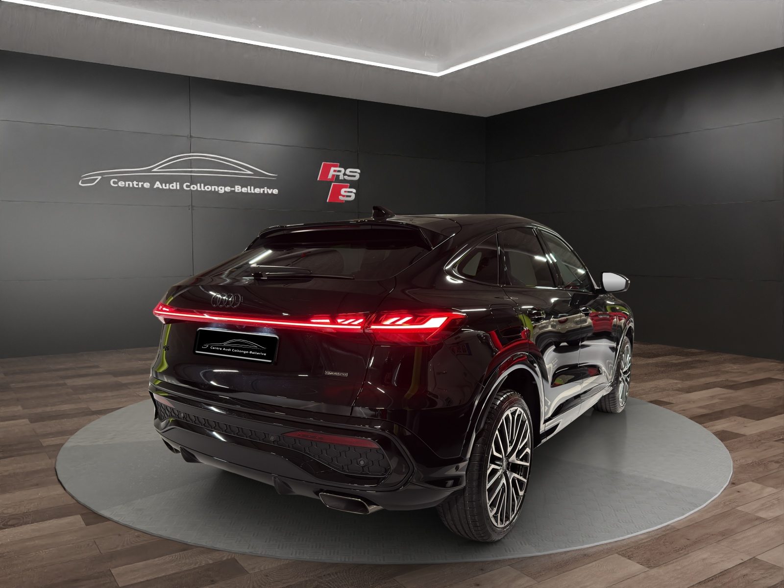 AUDI Q5 Sportback TFSI 150 kW, Benzina, Auto nuove, Automatico - 6