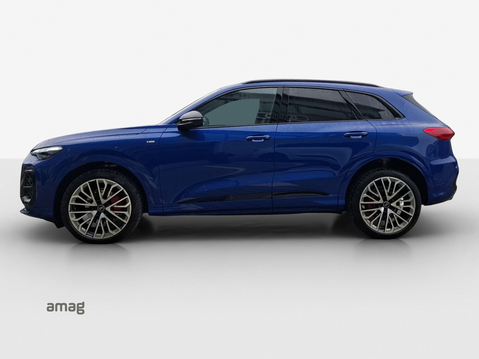 AUDI Q5 SUV TFSI 150 kW, Essence, Voiture nouvelle, Automatique - 2