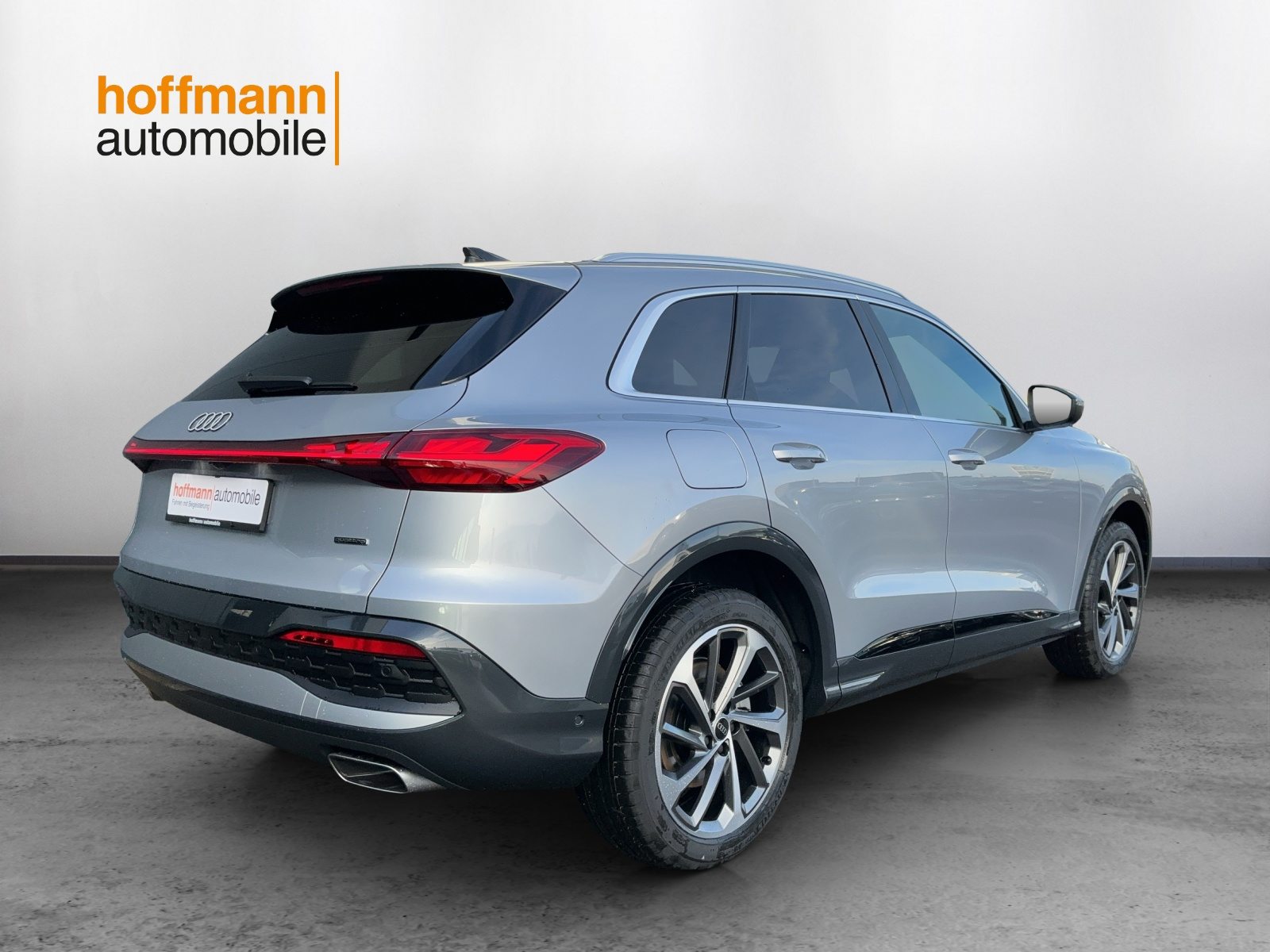 AUDI Q5 SUV TFSI 150 kW, Benzina, Auto nuove, Automatico - 4
