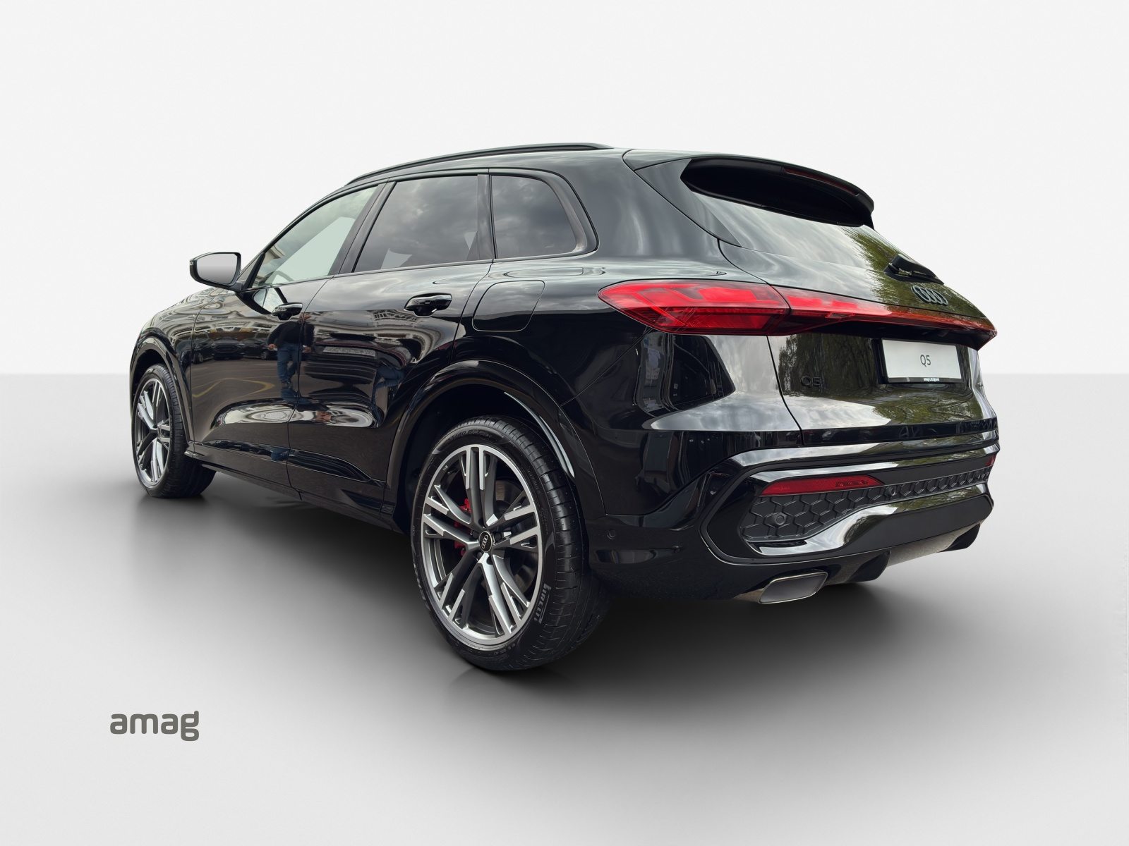 AUDI Q5 SUV e-hybrid 270 kW, Hybride Intégral Essence/Électricité, Voiture nouvelle, Automatique - 3