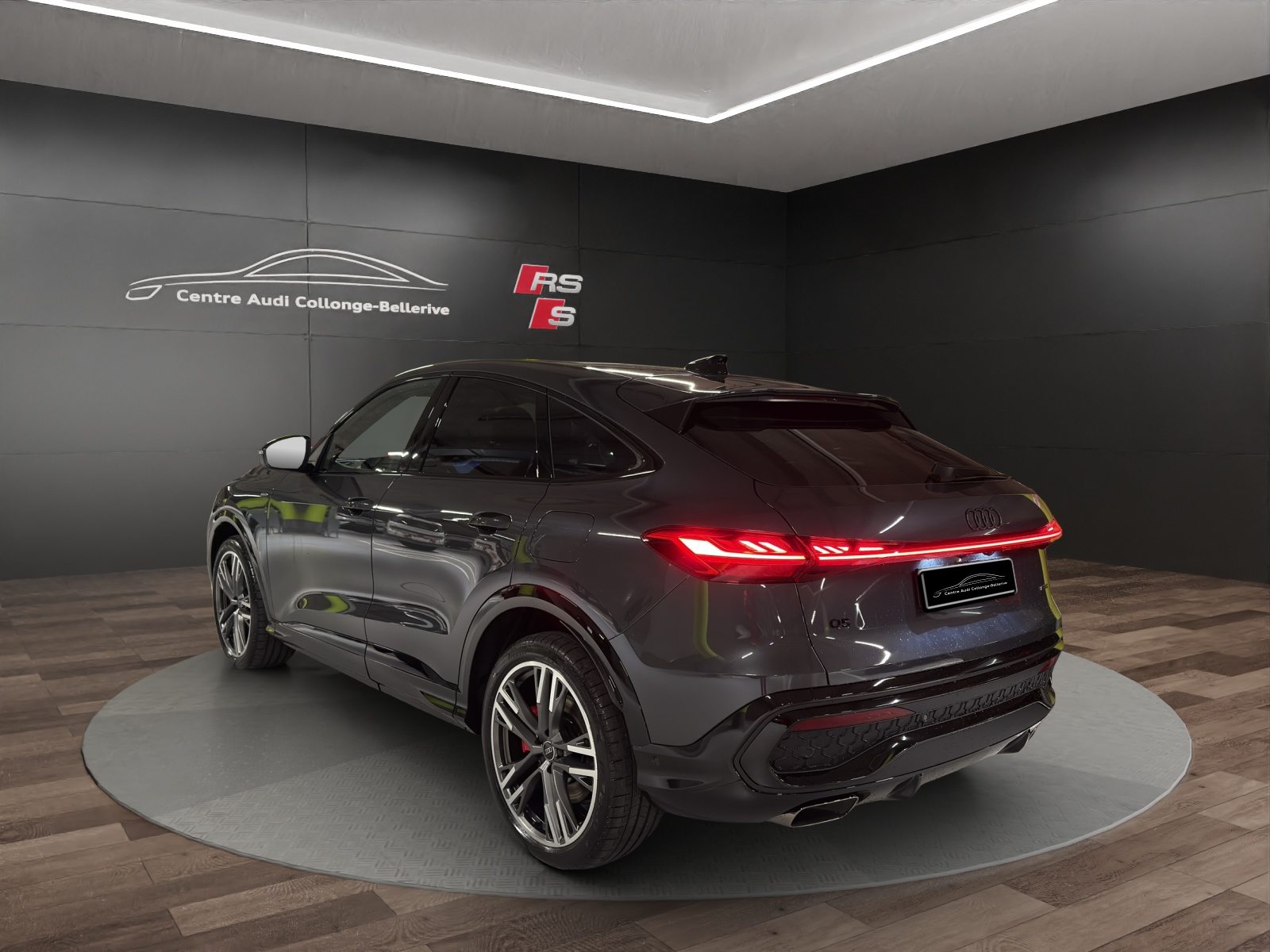 AUDI Q5 SB e-hybrid 270 kW, Full-Hybrid Petrol/Electric, New car, Automatic - 4