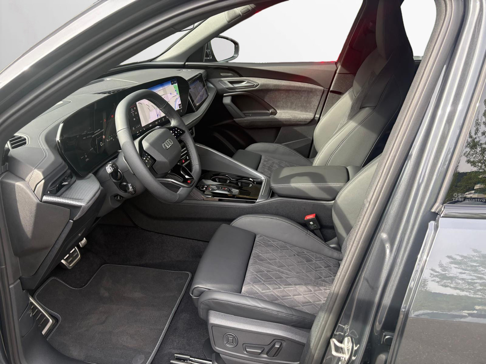 AUDI Q5 SUV TFSI 150 kW, Essence, Voiture nouvelle, Automatique - 4