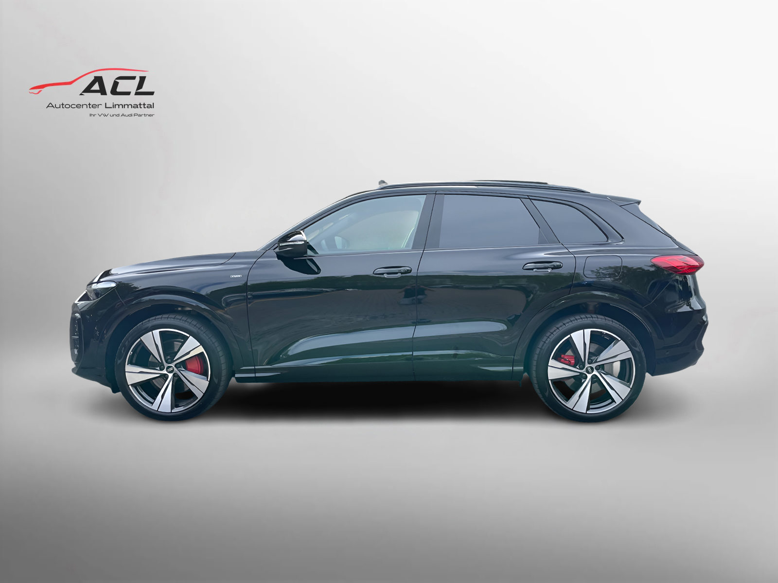 AUDI Q5 SUV e-hybrid 270 kW, Full-Hybrid Petrol/Electric, New car, Automatic - 3