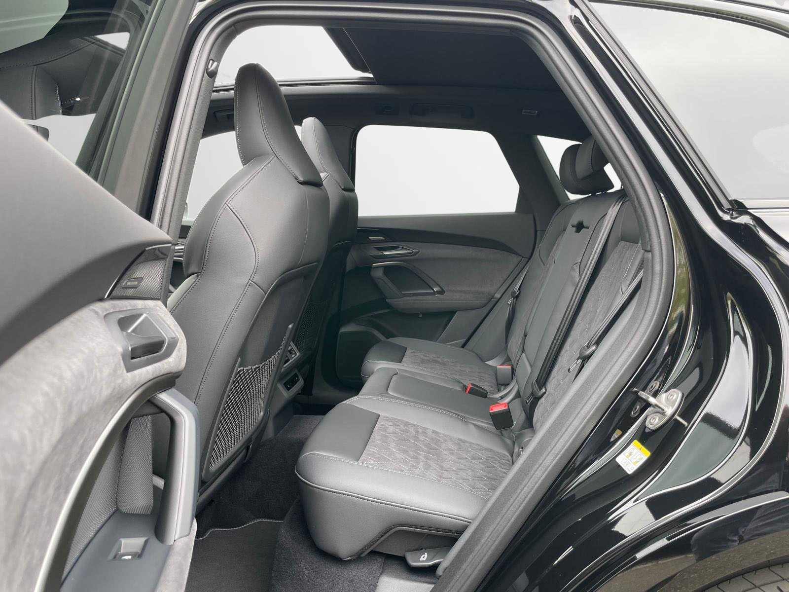AUDI Q5 SUV e-hybrid 270 kW, Full-Hybrid Petrol/Electric, New car, Automatic - 7