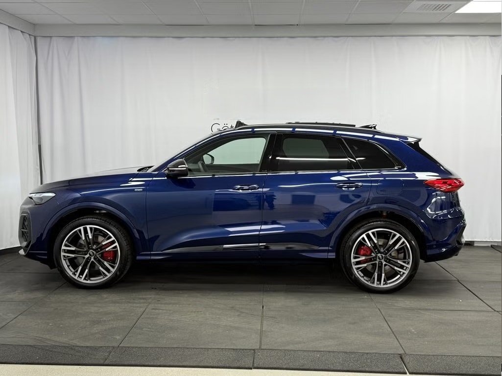 AUDI Q5 55 TFSI e PHEV S line quattro S-tronic, Plug-in-Hybrid Benzina/Elettrica, Auto nuove, Automatico - 3