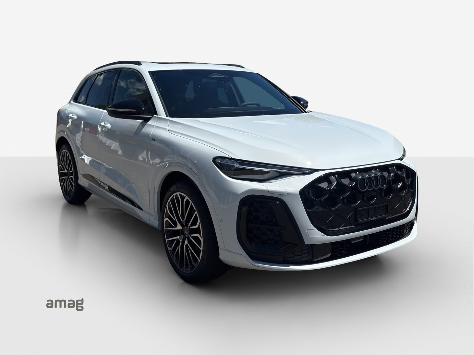 AUDI Q5 SUV e-hybrid 270 kW, Full-Hybrid Petrol/Electric, New car, Automatic - 6