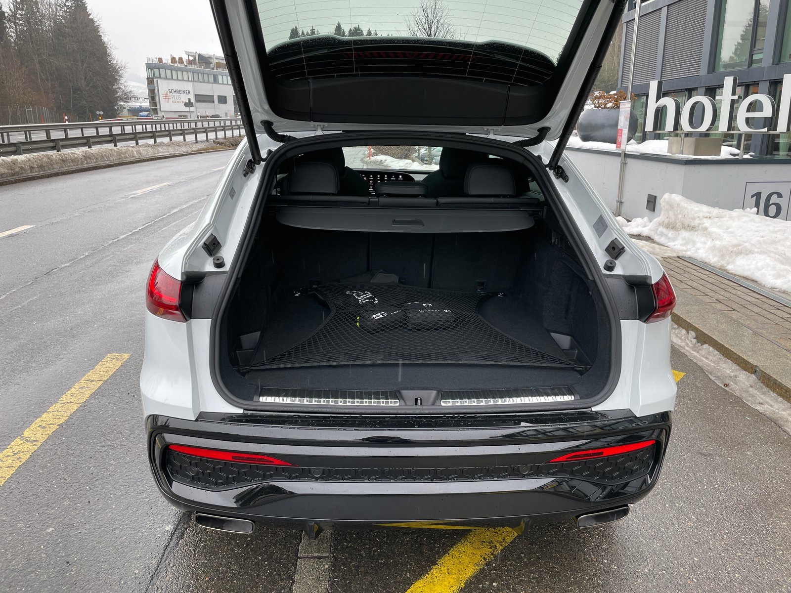 AUDI Q5 Sportback 50 TFSI e PHEV S line quattro S-tronic EDI, Plug-in-Hybrid Benzina/Elettrica, Auto nuove, Automatico - 7