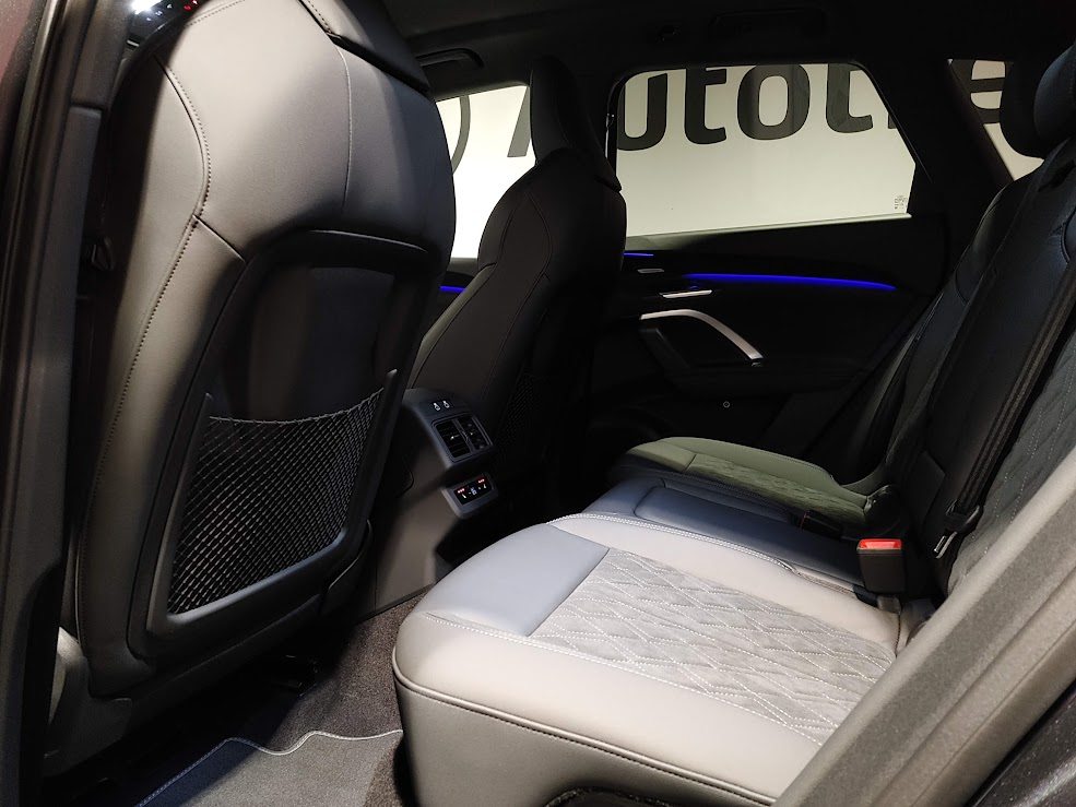 AUDI Q5 SUV e-hybrid 270 kW, Full-Hybrid Petrol/Electric, New car, Automatic - 5