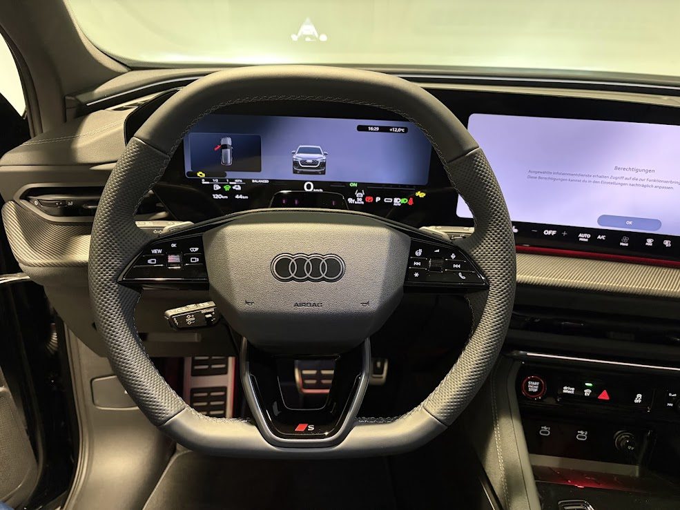 AUDI Q5 SUV e-hybrid 270 kW, Hybride Intégral Essence/Électricité, Voiture nouvelle, Automatique - 5