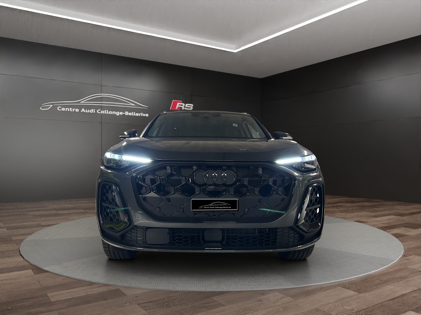 AUDI Q5 SUV TFSI 150 kW, Benzina, Auto nuove, Automatico - 2