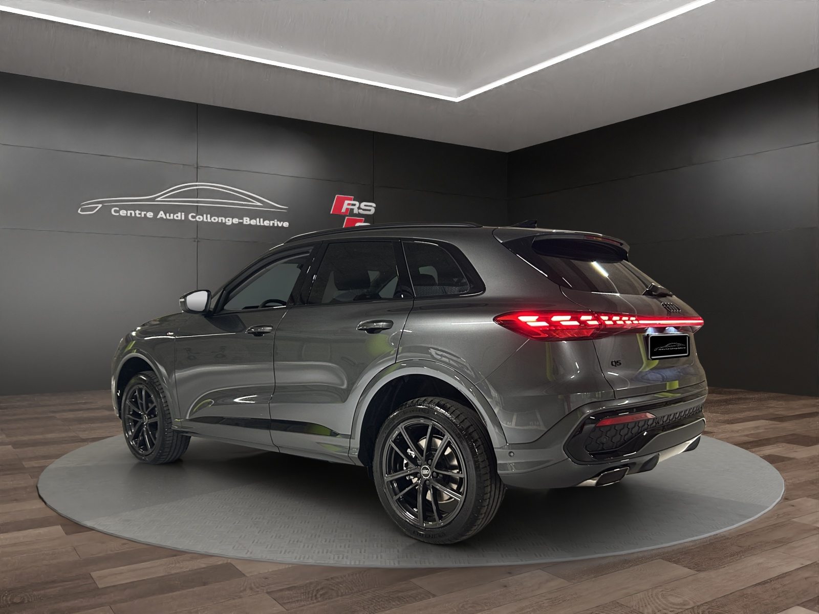 AUDI Q5 SUV TFSI 150 kW, Benzina, Auto nuove, Automatico - 4