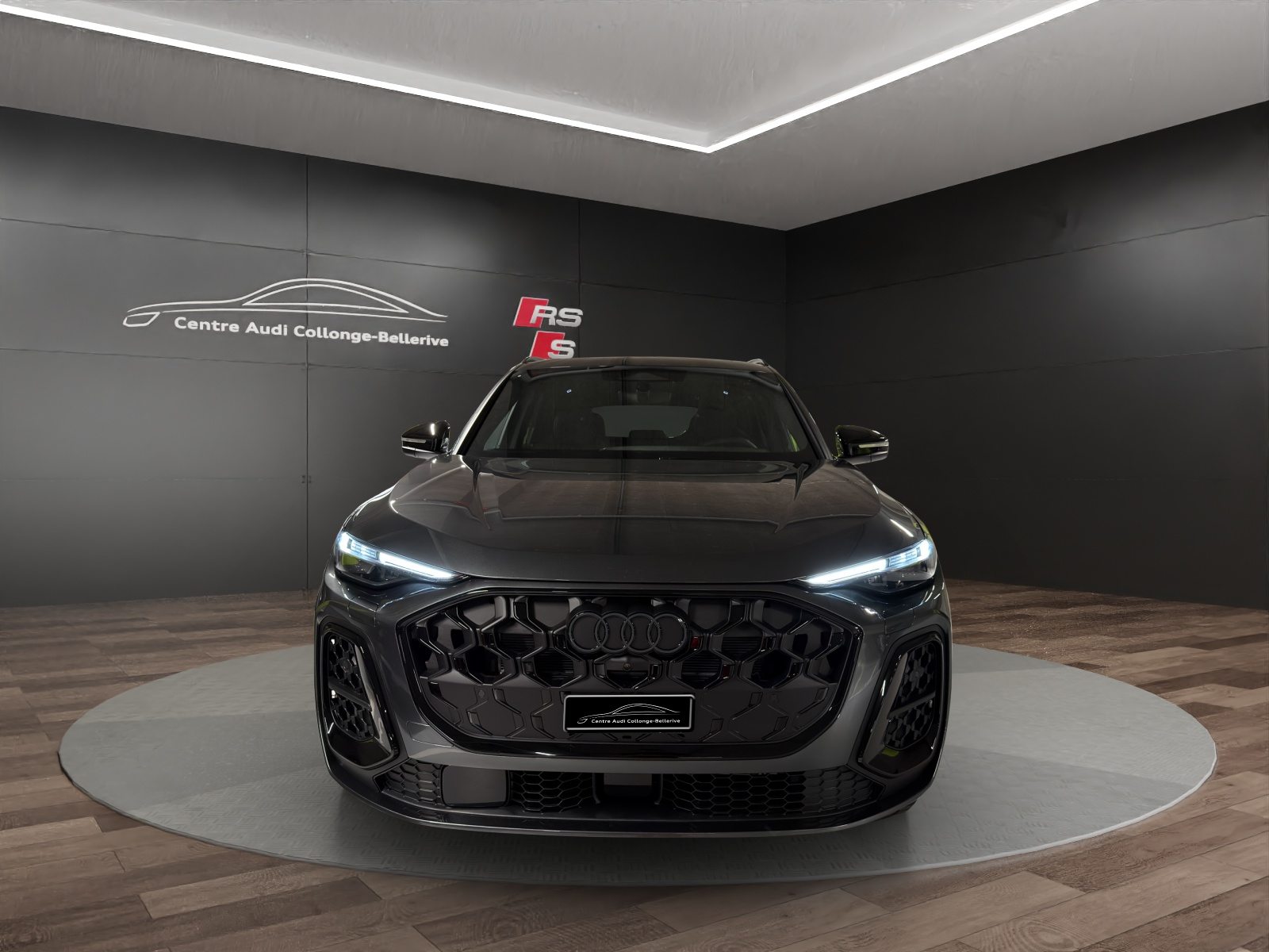 AUDI Q5 SUV e-hybrid 220 kW, Voll-Hybrid Benzin/Elektro, Neuwagen, Automatik - 2