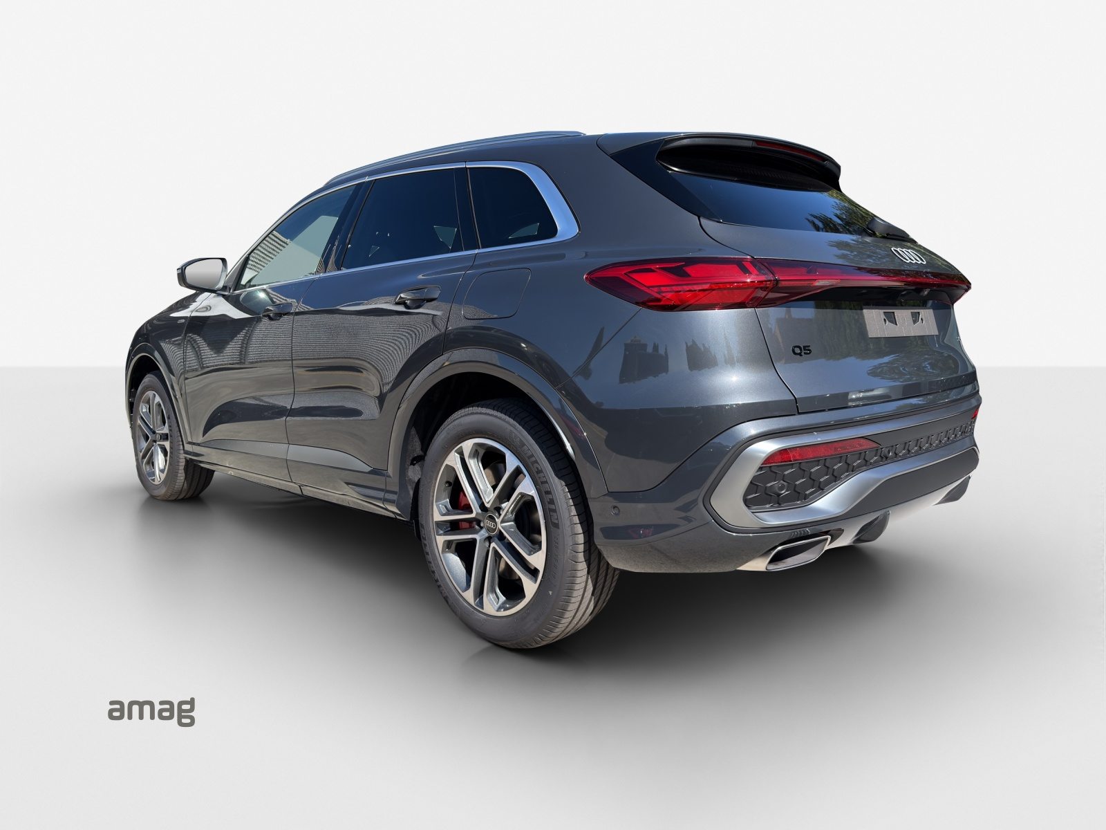 AUDI Q5 SUV e-hybrid 270 kW, Full-Hybrid Petrol/Electric, New car, Automatic - 3