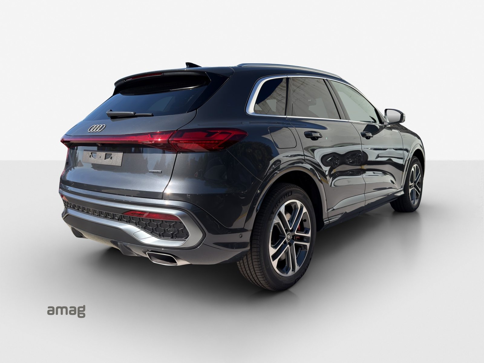 AUDI Q5 SUV e-hybrid 270 kW, Full-Hybrid Petrol/Electric, New car, Automatic - 5