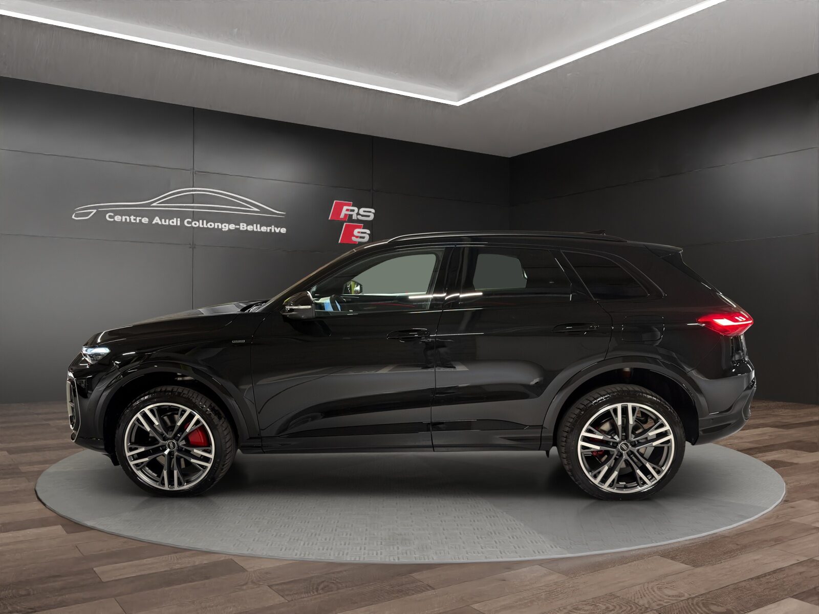 AUDI Q5 SUV e-hybrid 220 kW, Hybride Integrale Benzina/Elettrica, Auto nuove, Automatico - 3