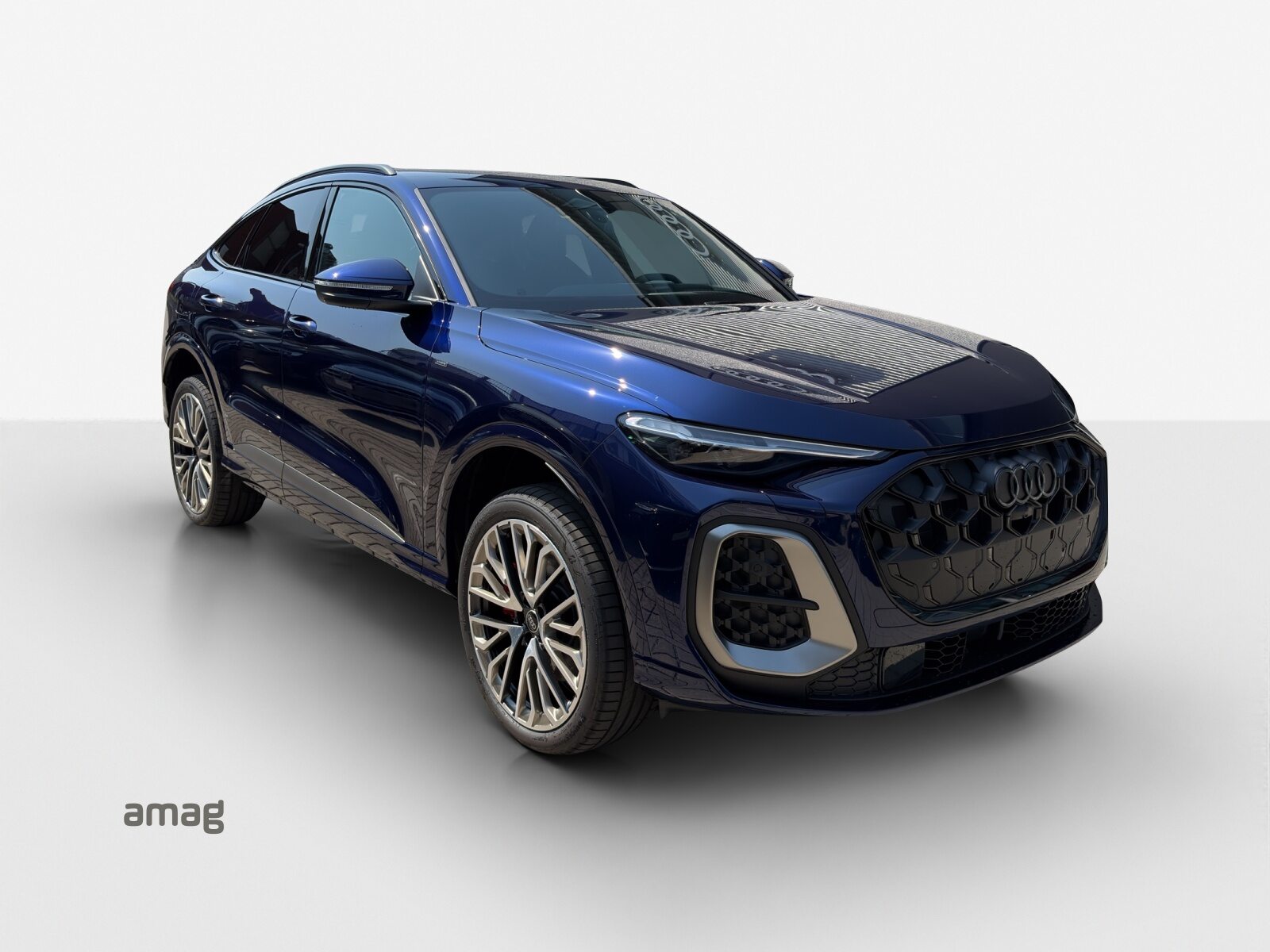 AUDI Q5 SB e-hybrid 270 kW, Voll-Hybrid Benzin/Elektro, Neuwagen, Automatik - 6