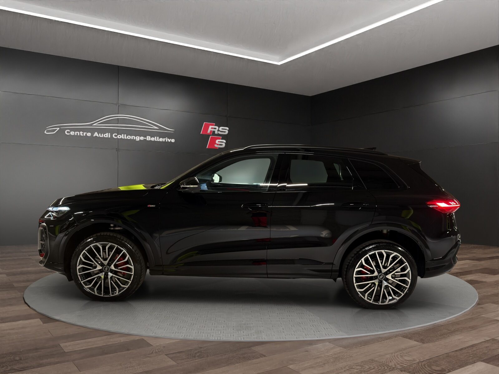 AUDI Q5 SUV TFSI 200 kW, Petrol, New car, Automatic - 3