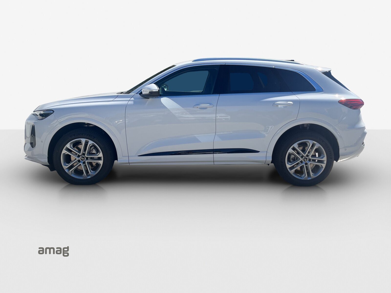 AUDI Q5 SUV TFSI 150 kW, Benzin, Neuwagen, Automatik - 2