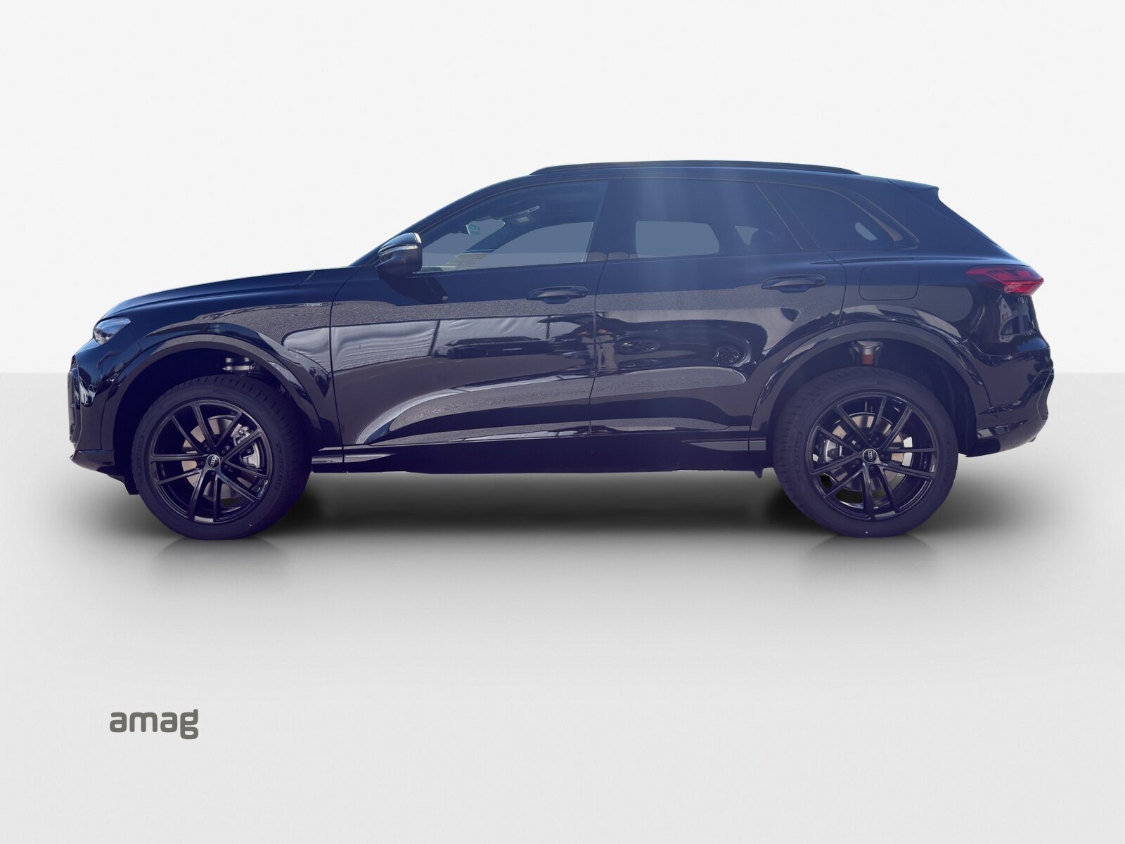 AUDI Q5 SUV e-hybrid 220 kW, Full-Hybrid Petrol/Electric, New car, Automatic - 2