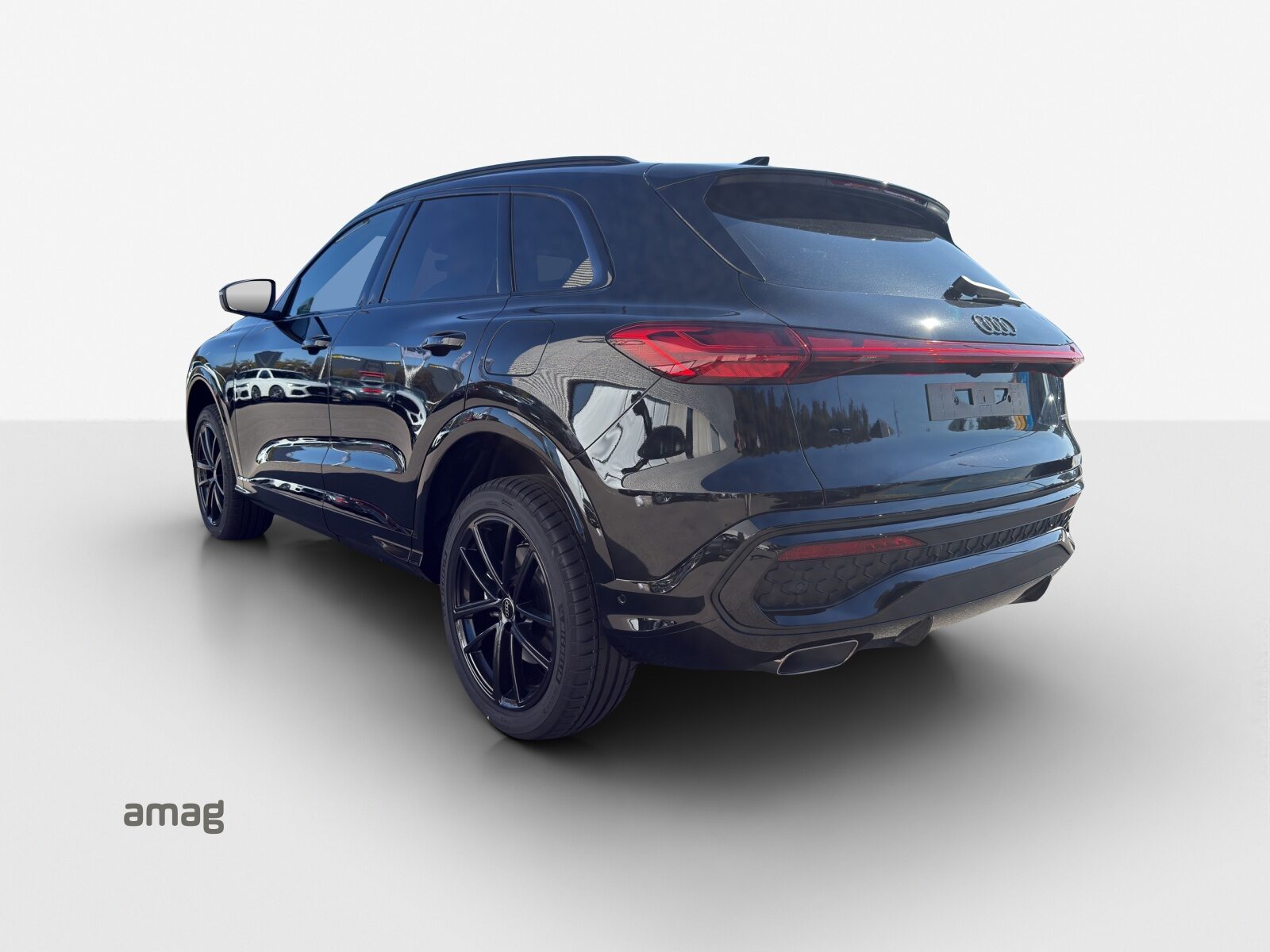 AUDI Q5 SUV e-hybrid 220 kW, Full-Hybrid Petrol/Electric, New car, Automatic - 3