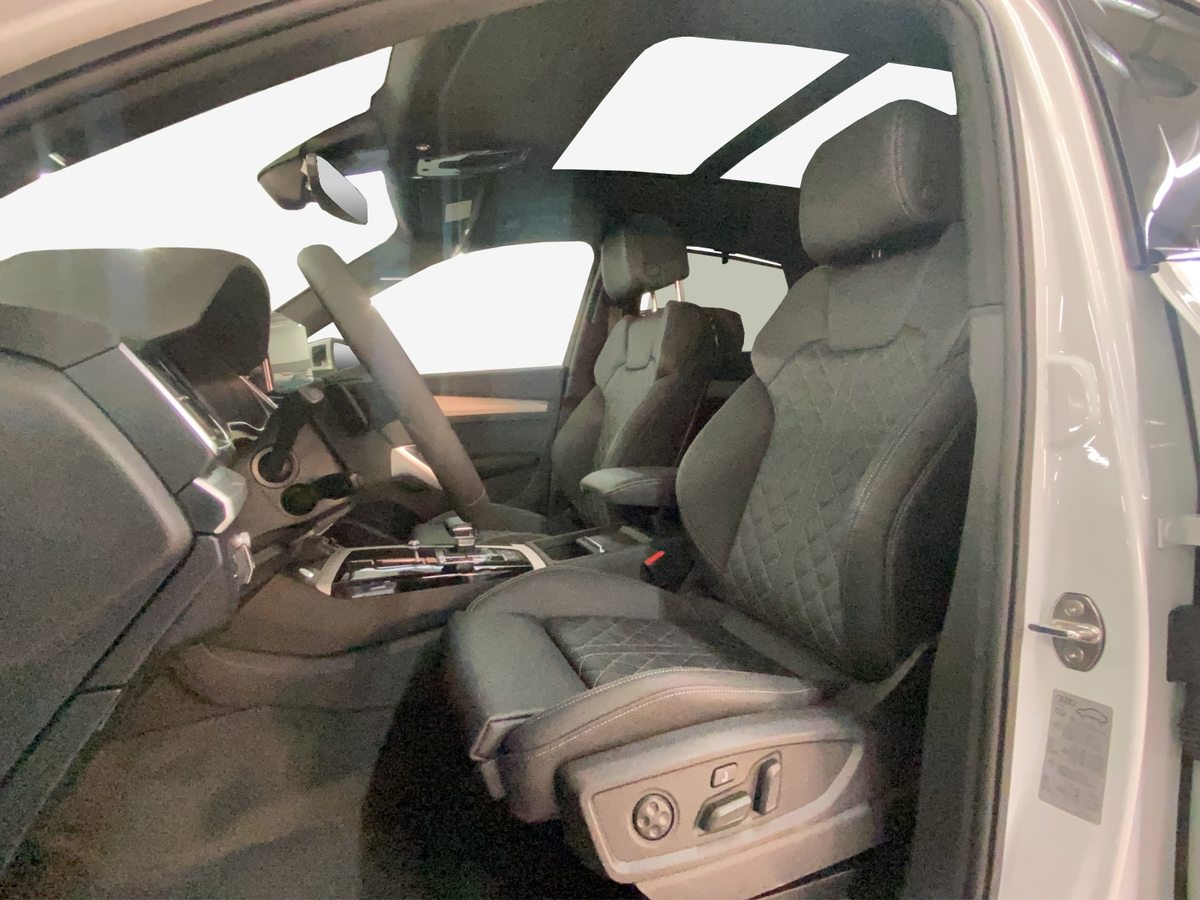 AUDI Q5 SB 50 TFSI e S line, Full-Hybrid Petrol/Electric, Second hand / Used, Automatic - 7