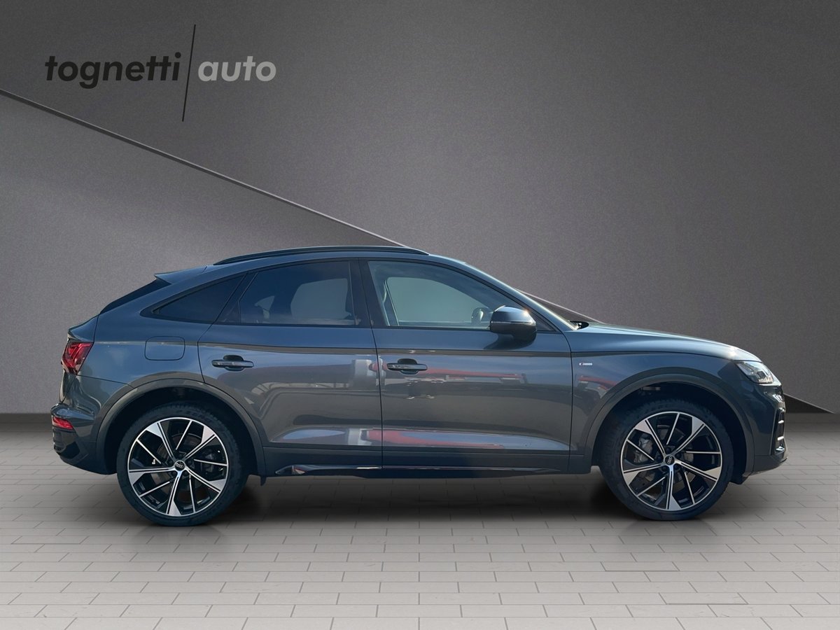 AUDI Q5 Sportback 40 TDI S line quattro, Mild-Hybrid Diesel/Electric, Second hand / Used, Automatic - 3