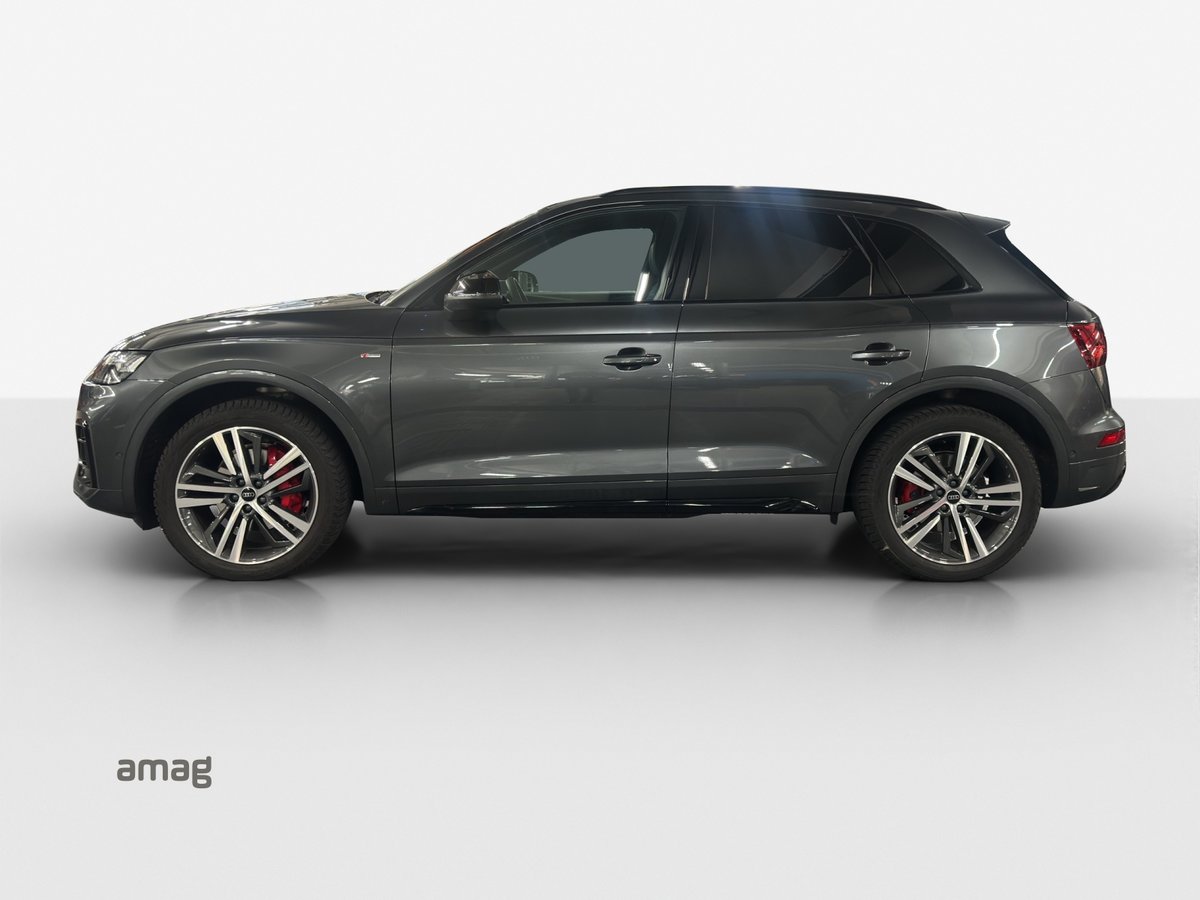 AUDI Q5 40 TDI Black Edition quattro S-tronic, Mild-Hybrid Diesel/Elektro, Occasion / Gebraucht, Automatik - 2