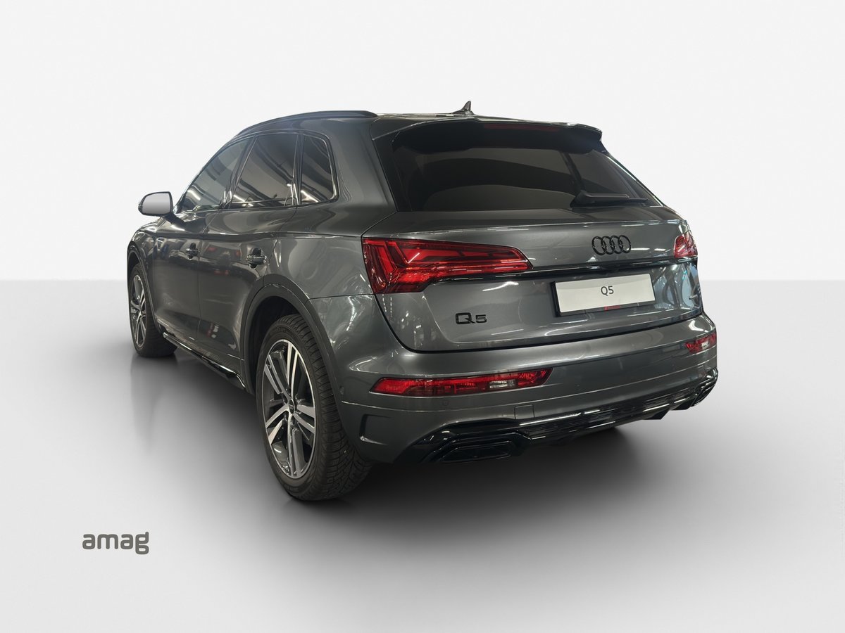 AUDI Q5 40 TDI Black Edition quattro S-tronic, Mild-Hybrid Diesel/Elektro, Occasion / Gebraucht, Automatik - 3