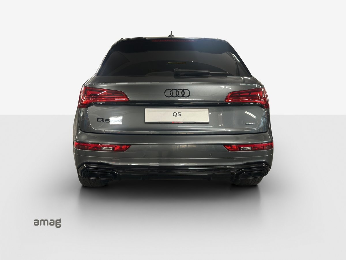 AUDI Q5 40 TDI Black Edition quattro S-tronic, Mild-Hybrid Diesel/Elektro, Occasion / Gebraucht, Automatik - 4