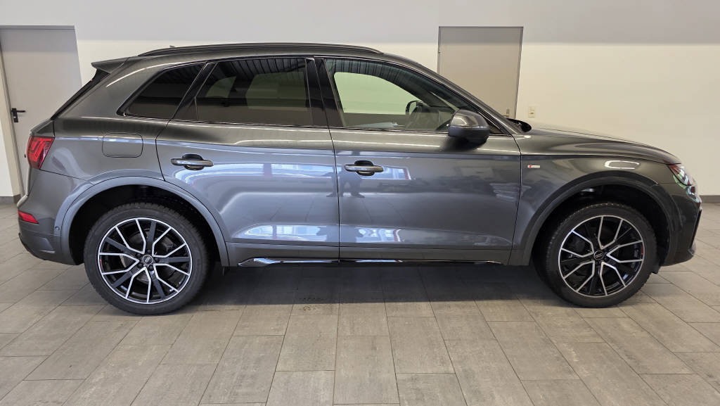 AUDI Q5 2.0 40 TDI S Line quattro S-Tronic, Mild-Hybrid Diesel/Electric, Second hand / Used, Automatic - 2