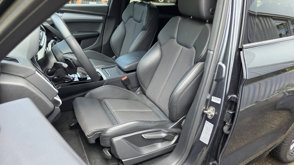 AUDI Q5 2.0 40 TDI S Line quattro S-Tronic, Mild-Hybrid Diesel/Electric, Second hand / Used, Automatic - 7