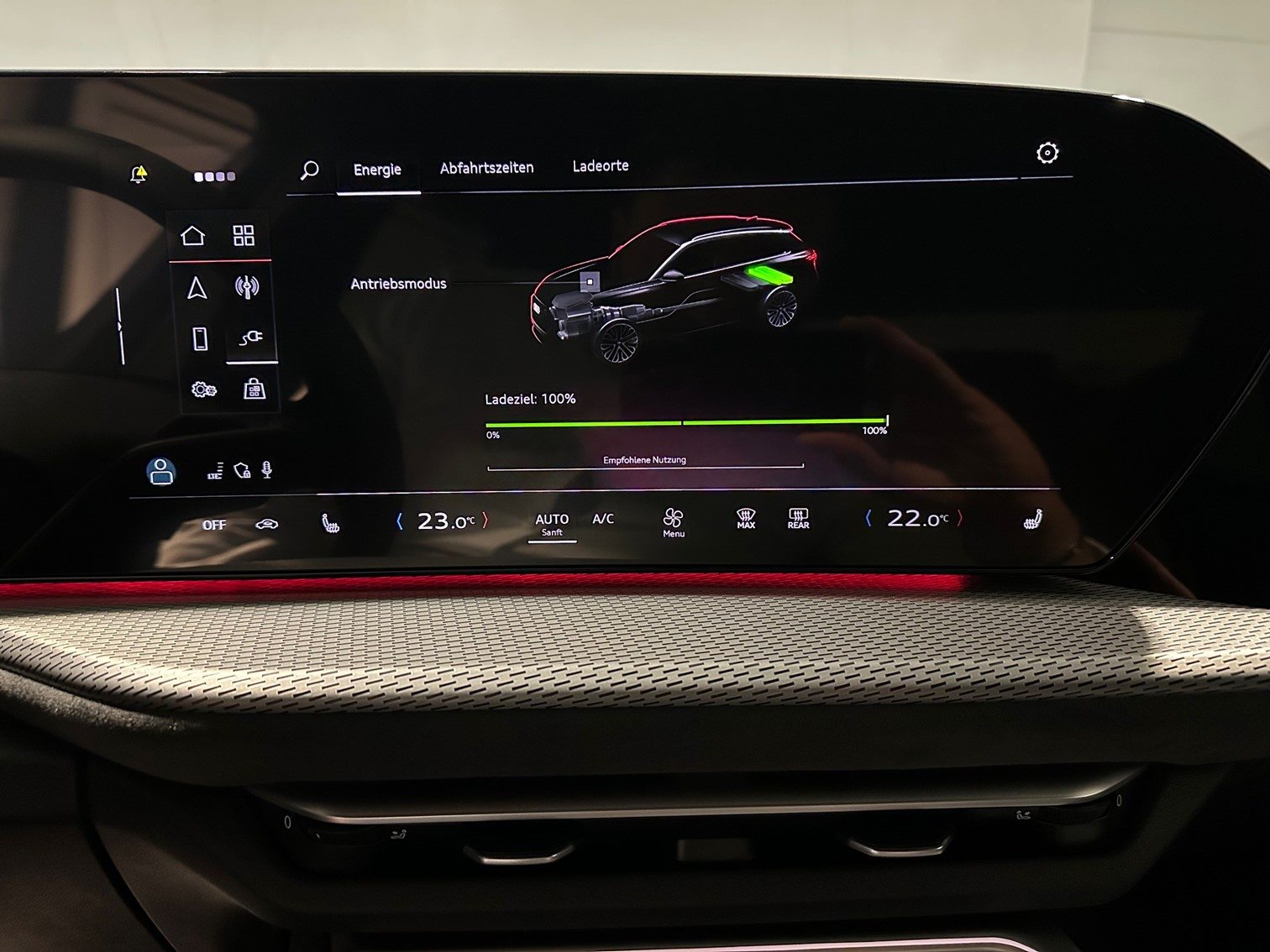 AUDI Q5 SUV e-hybrid 270 kW, Full-Hybrid Petrol/Electric, Second hand / Used, Automatic - 7