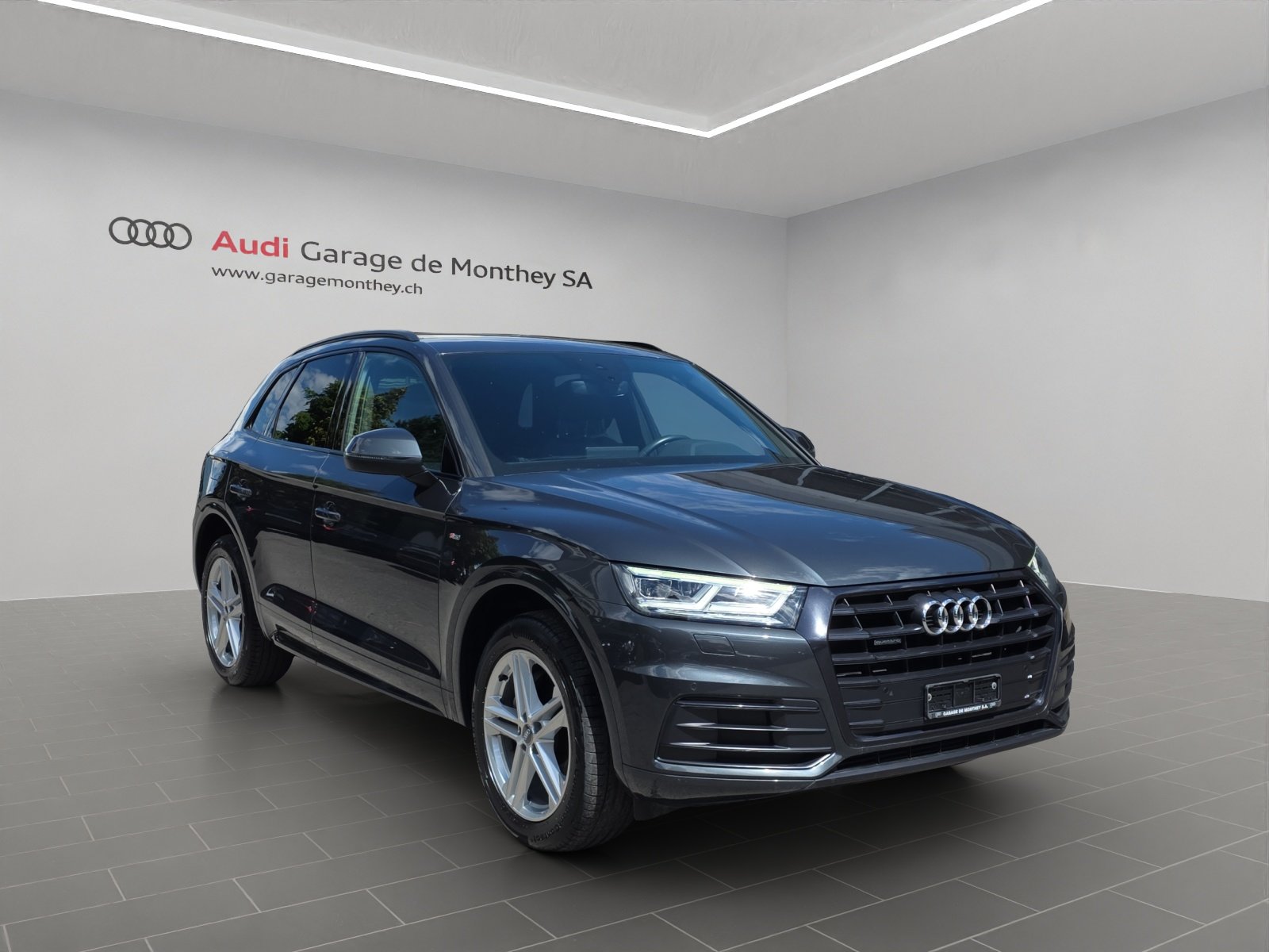 AUDI Q5 45 TFSI sport quattro S-tronic, Petrol, Second hand / Used, Automatic - 3