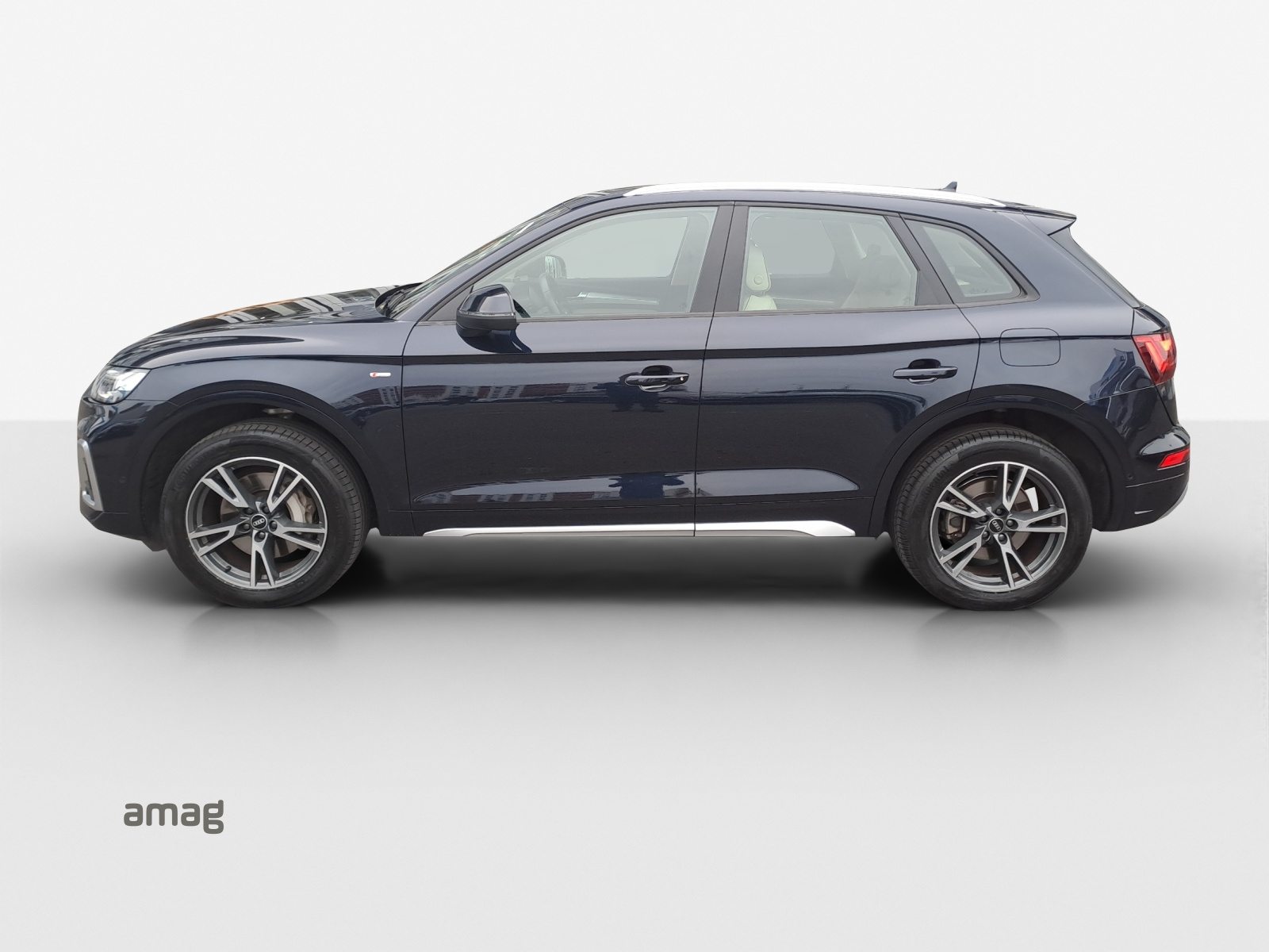 AUDI Q5 50 TFSI e S line, Full-Hybrid Petrol/Electric, Second hand / Used, Automatic - 2