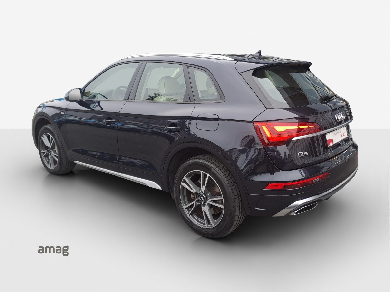 AUDI Q5 50 TFSI e S line, Full-Hybrid Petrol/Electric, Second hand / Used, Automatic - 3