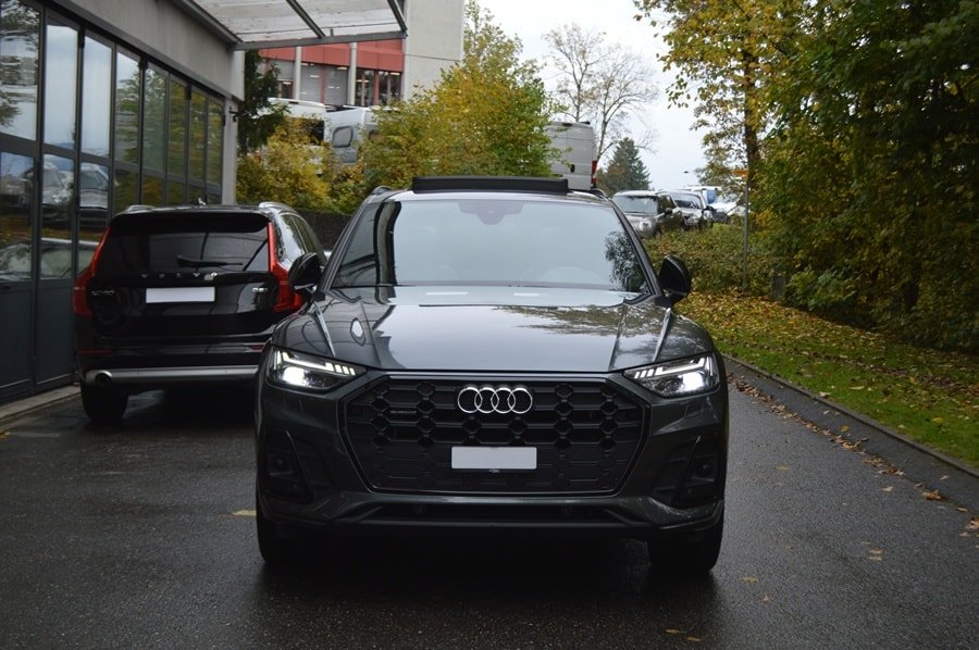 AUDI Q5 40 TDI Black Edition quattro S-tronic S Line I Anhängerku, Mild-Hybrid Diesel/Elektro, Occasion / Gebraucht, Automatik - 2