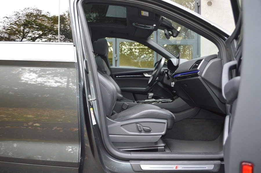 AUDI Q5 40 TDI Black Edition quattro S-tronic S Line I Anhängerku, Mild-Hybrid Diesel/Elektro, Occasion / Gebraucht, Automatik - 6