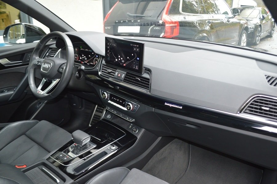 AUDI Q5 40 TDI Black Edition quattro S-tronic S Line I Anhängerku, Mild-Hybrid Diesel/Elektro, Occasion / Gebraucht, Automatik - 7