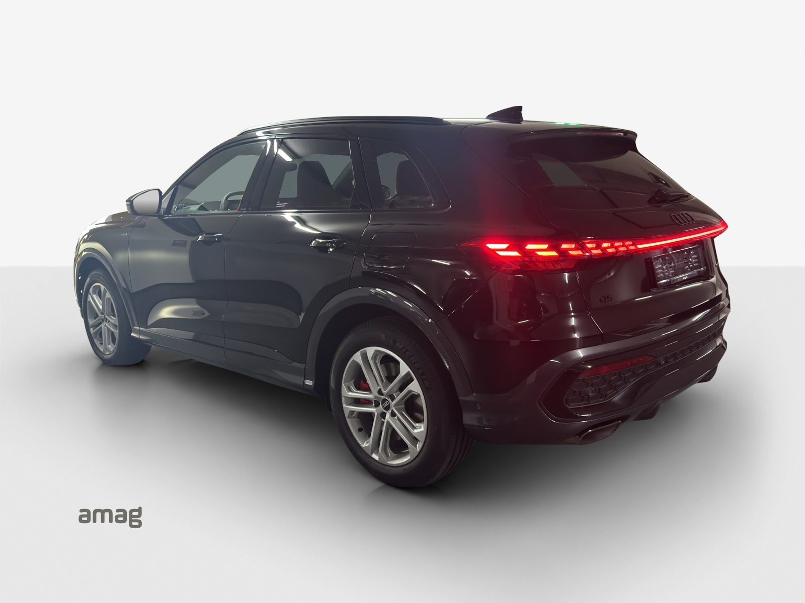 AUDI Q5 SUV e-hybrid 270 kW, Voll-Hybrid Benzin/Elektro, Occasion / Gebraucht, Automatik - 3