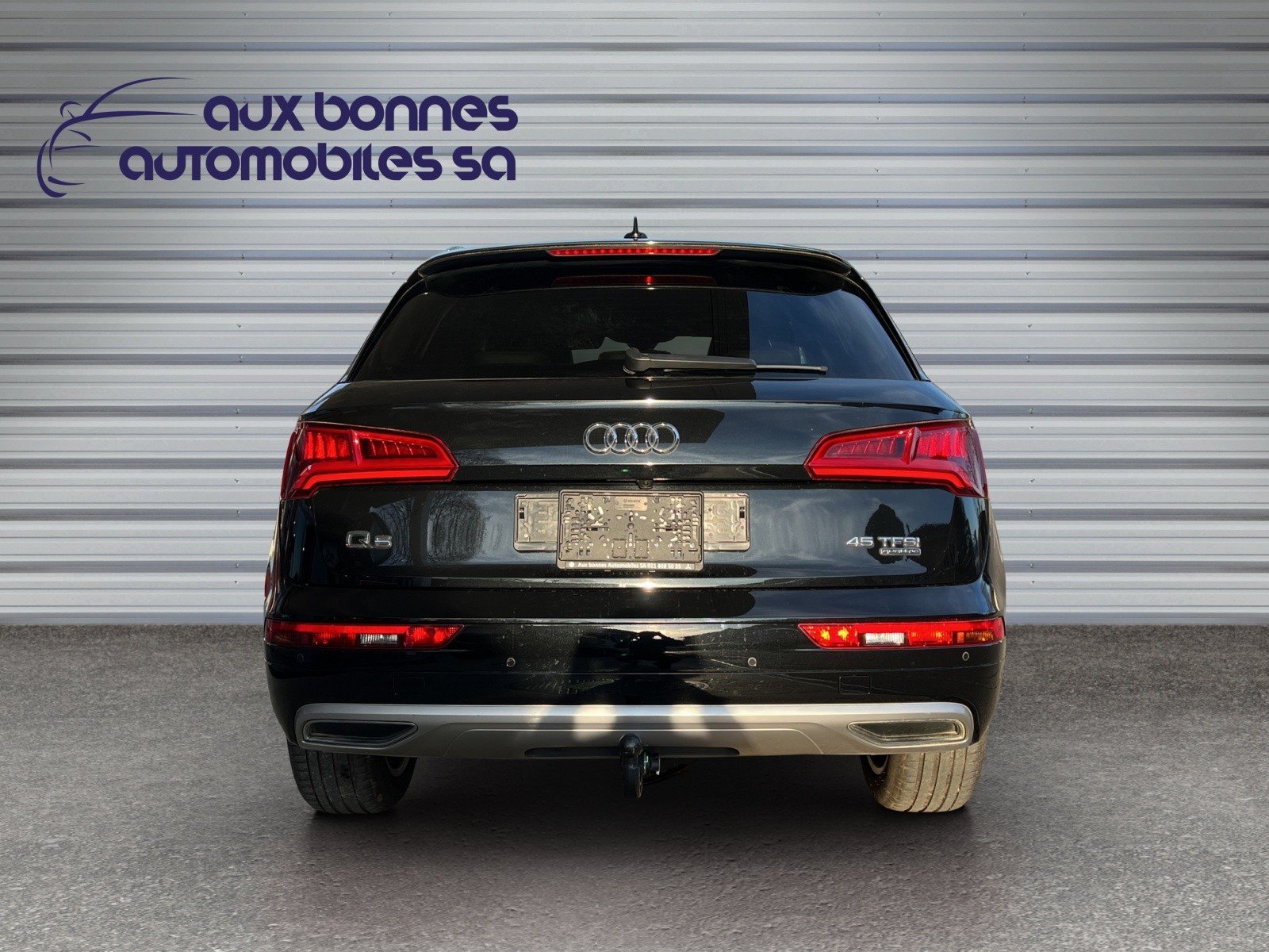 AUDI Q5 45 TFSI sport quattro S-tronic, Benzin, Occasion / Gebraucht, Automatik - 7