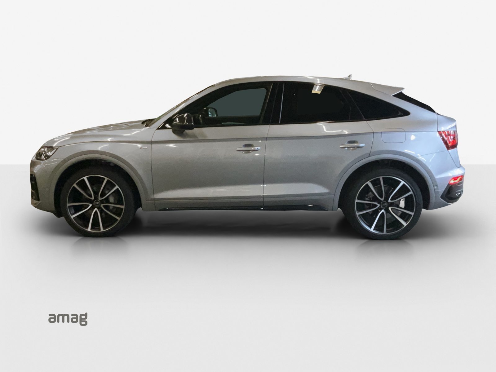 AUDI Q5 SB 50 TFSI e S line, Voll-Hybrid Benzin/Elektro, Occasion / Gebraucht, Automatik - 2