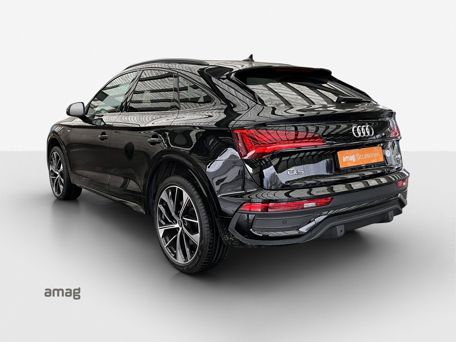 AUDI Q5 SB 40 TDI Black Edition, Diesel, Second hand / Used, Automatic - 3
