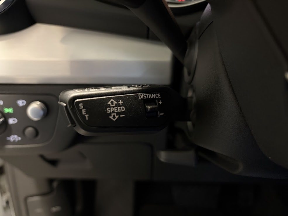 AUDI Q5 55 TFSI e sport, Voll-Hybrid Benzin/Elektro, Occasion / Gebraucht, Automatik - 7
